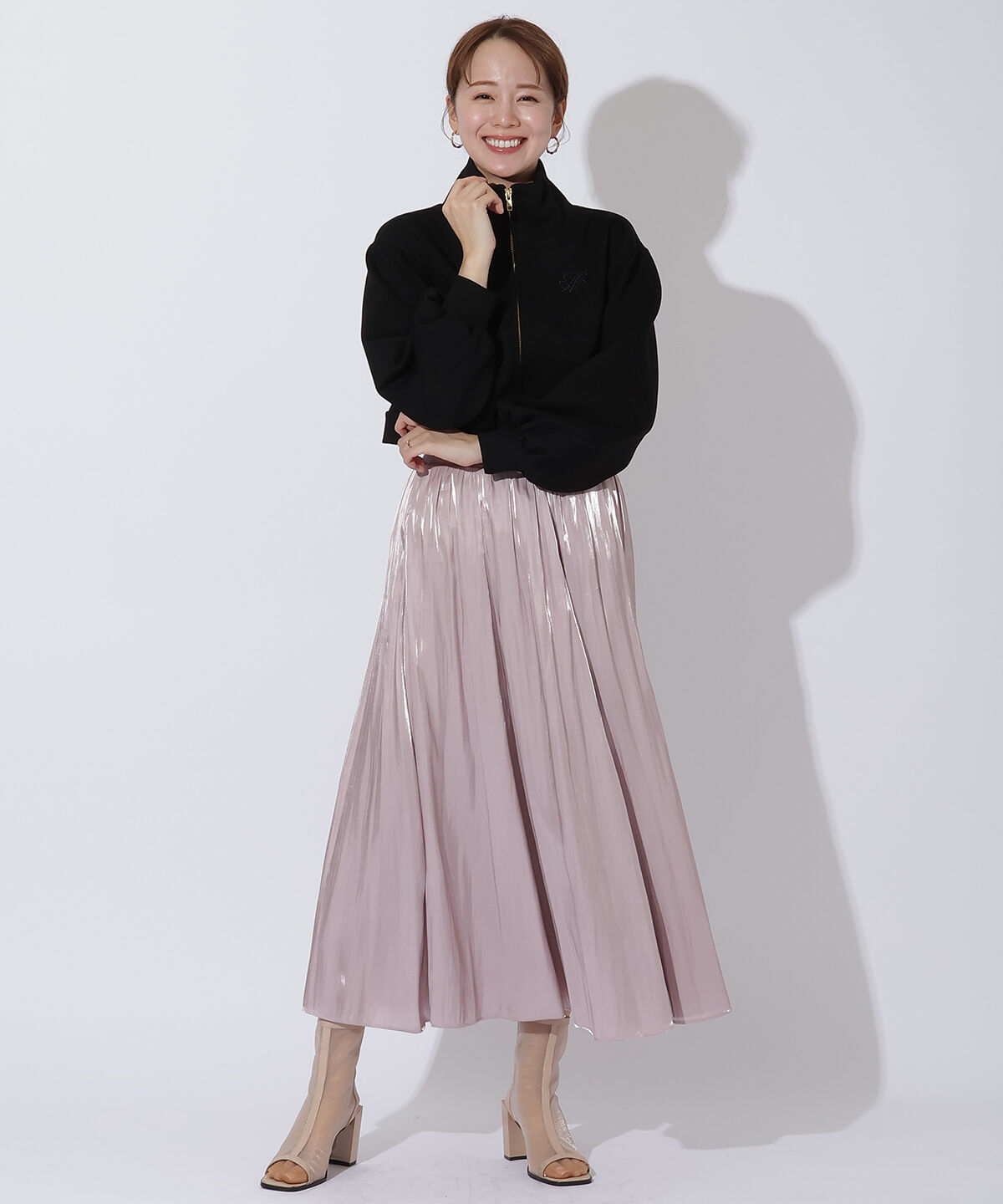 アンドクチュール「刺繍入りZIPカーデプルオーバー」|カーディガン|