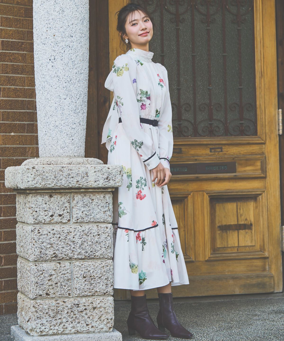 アンドクチュール「クラシックフラワーワンピース」|ワンピース|