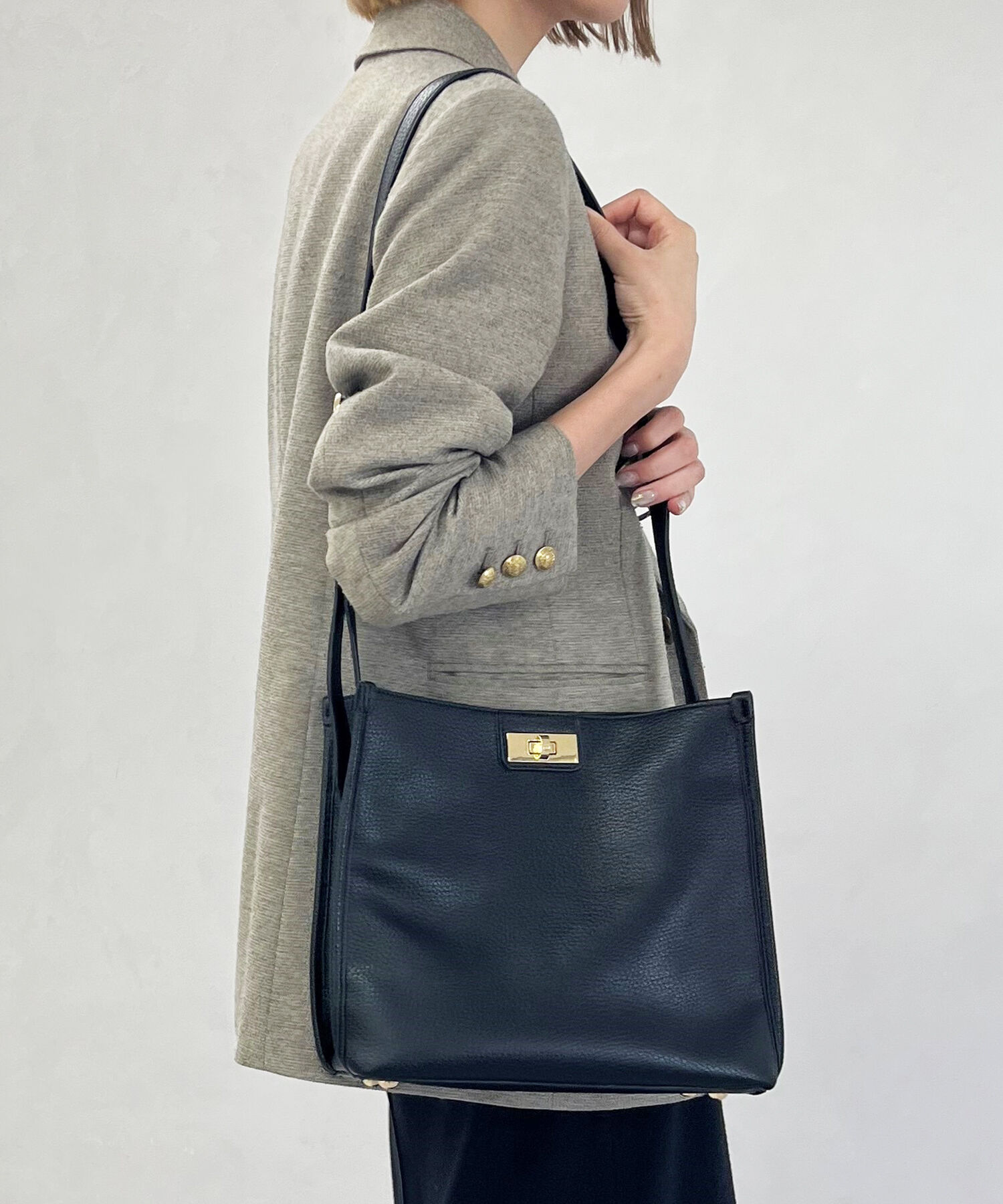 ORiental TRaffic「【BAG】スクエアショルダーバッグ/BA-240」|ショルダー・メッセンジャー|BLACK