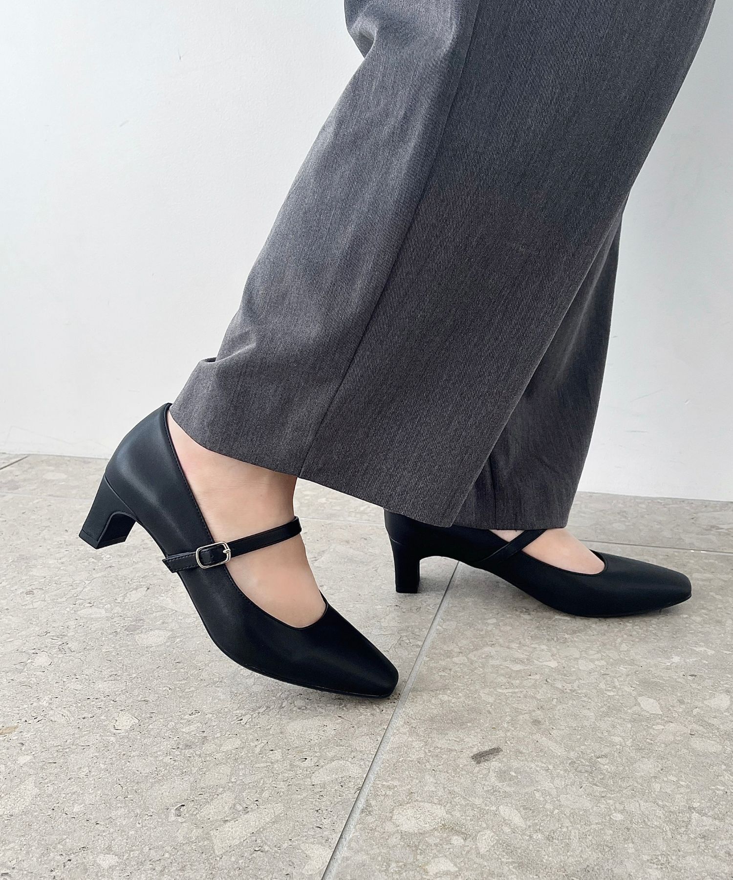 ORiental TRaffic「 スクエアトゥ ストラップ ヒール パンプス /R-3006 オフィス 就活 冠婚葬祭」|パンプス|