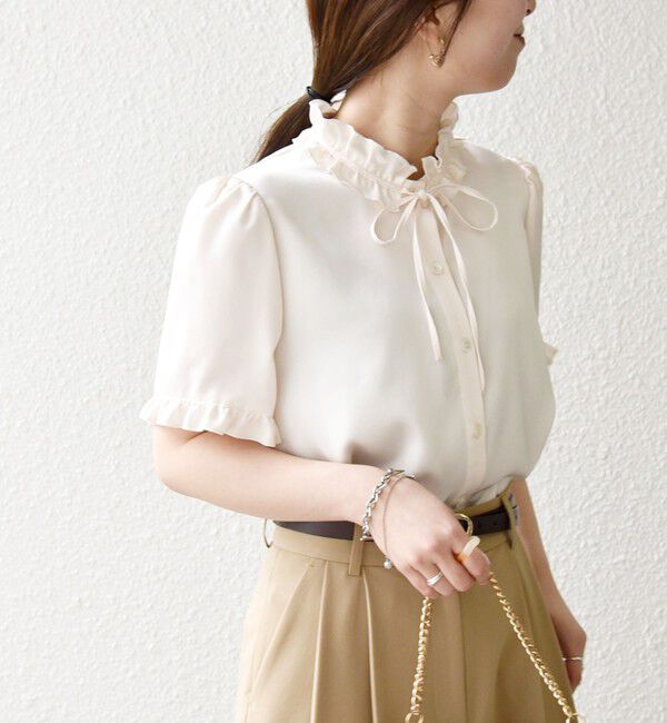 SHIPS any「《予約》SHIPS any:〈洗濯機可能〉サテン フリル カラー リボン ショートスリーブ シャツ ブラウス」|シャツ・ブラウス|