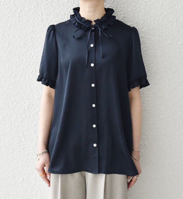 SHIPS any「《予約》SHIPS any:〈洗濯機可能〉サテン フリル カラー リボン ショートスリーブ シャツ ブラウス」|シャツ・ブラウス|