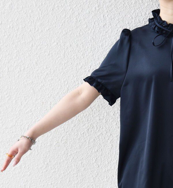 SHIPS any「《予約》SHIPS any:〈洗濯機可能〉サテン フリル カラー リボン ショートスリーブ シャツ ブラウス」|シャツ・ブラウス|