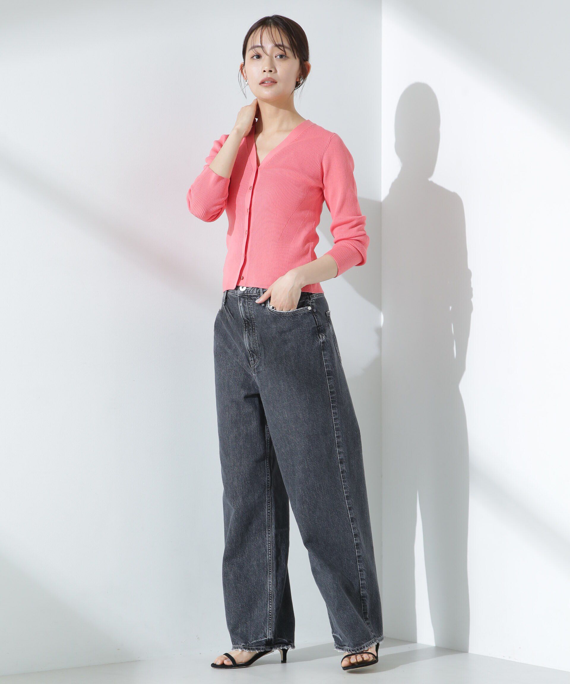 nano･universe「ウォッシャブルハイツイストVネックリブカーディガン」|ニット・セーター|