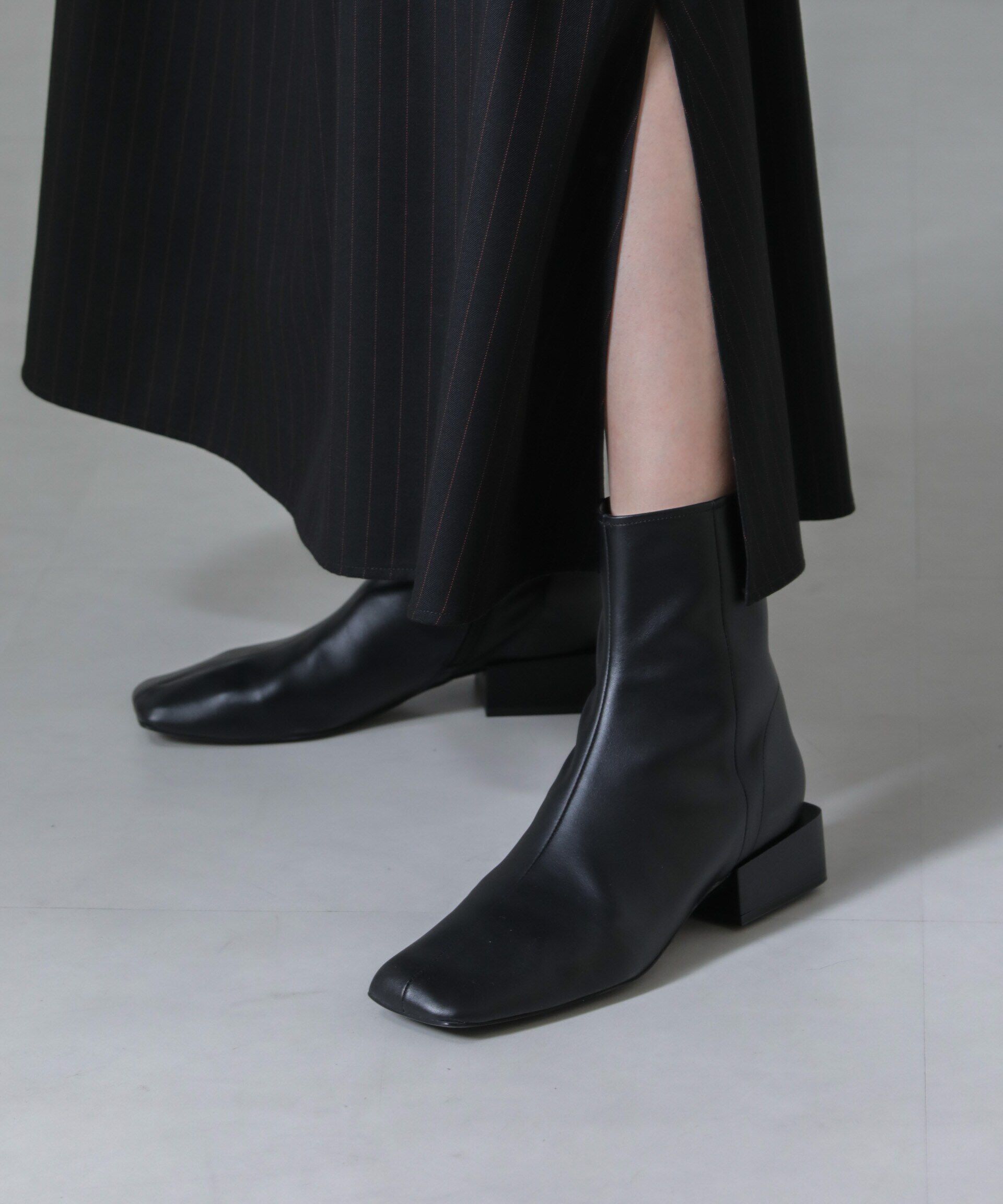 nano･universe「Azur/ローヒールショートブーツ」|ショートブーツ|ブラック