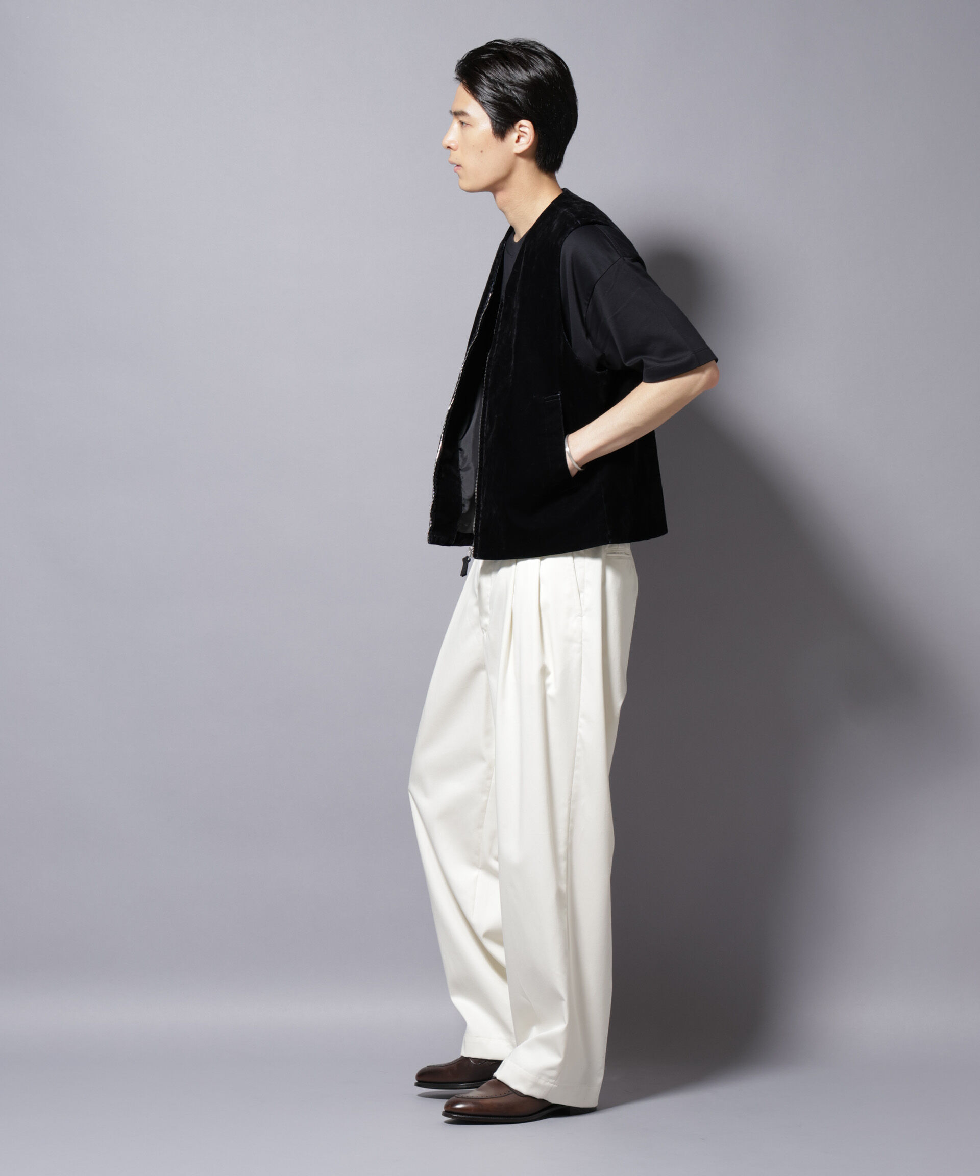 nano･universe「フロッキーデニム  ZIPベスト 」|ダウンベスト・ベスト|