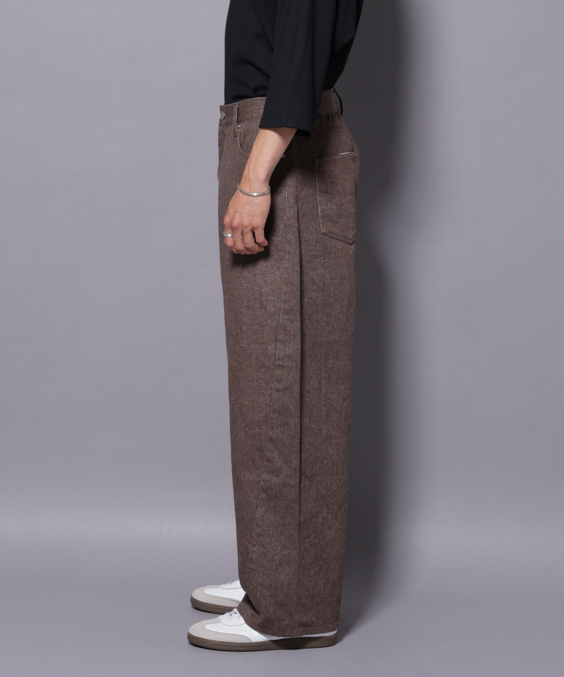 nano･universe「ピグメント 3Dパンツ」|チノ|