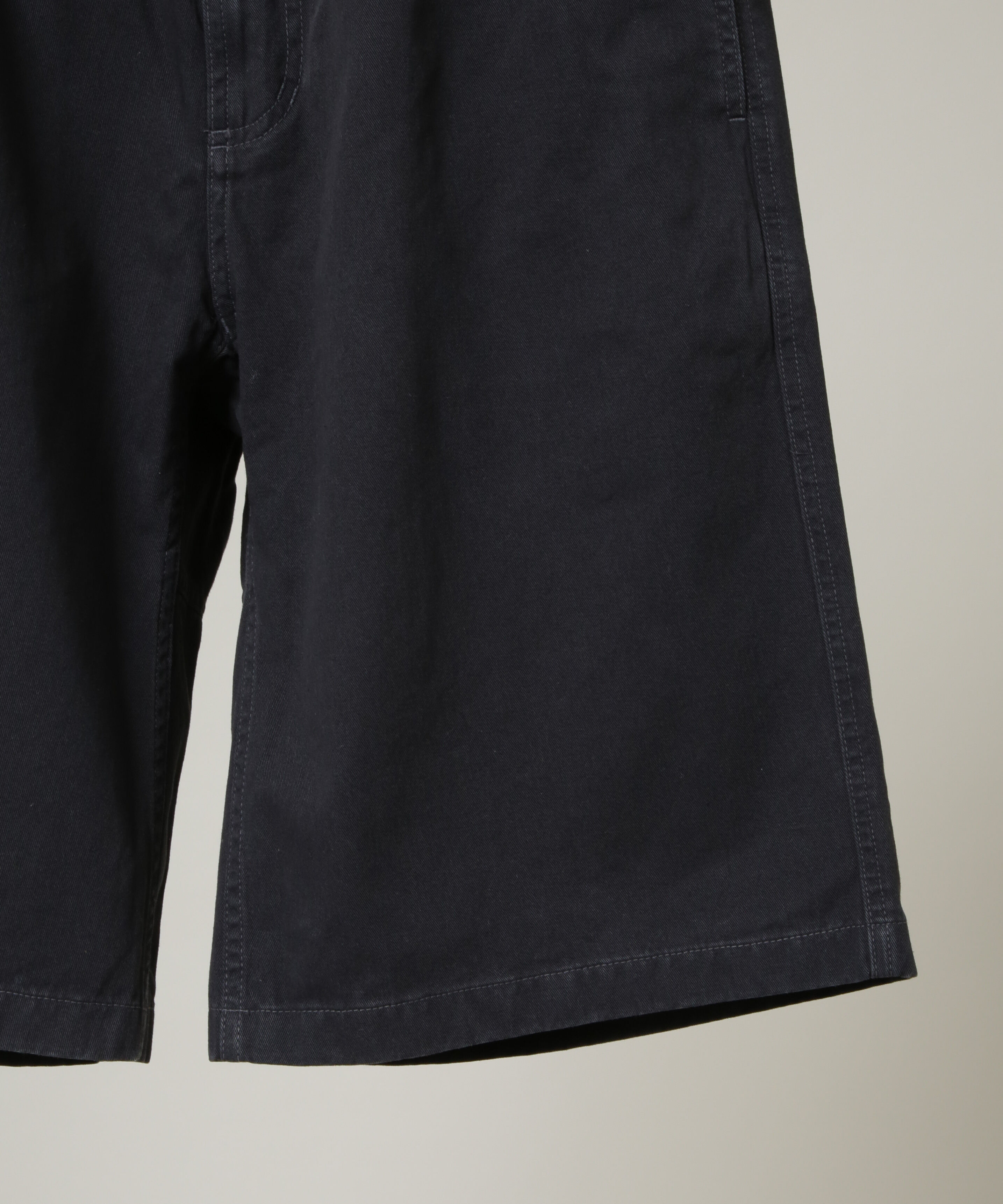 nano･universe「Gramicci/別注 Archive Big Shorts」|チノ|