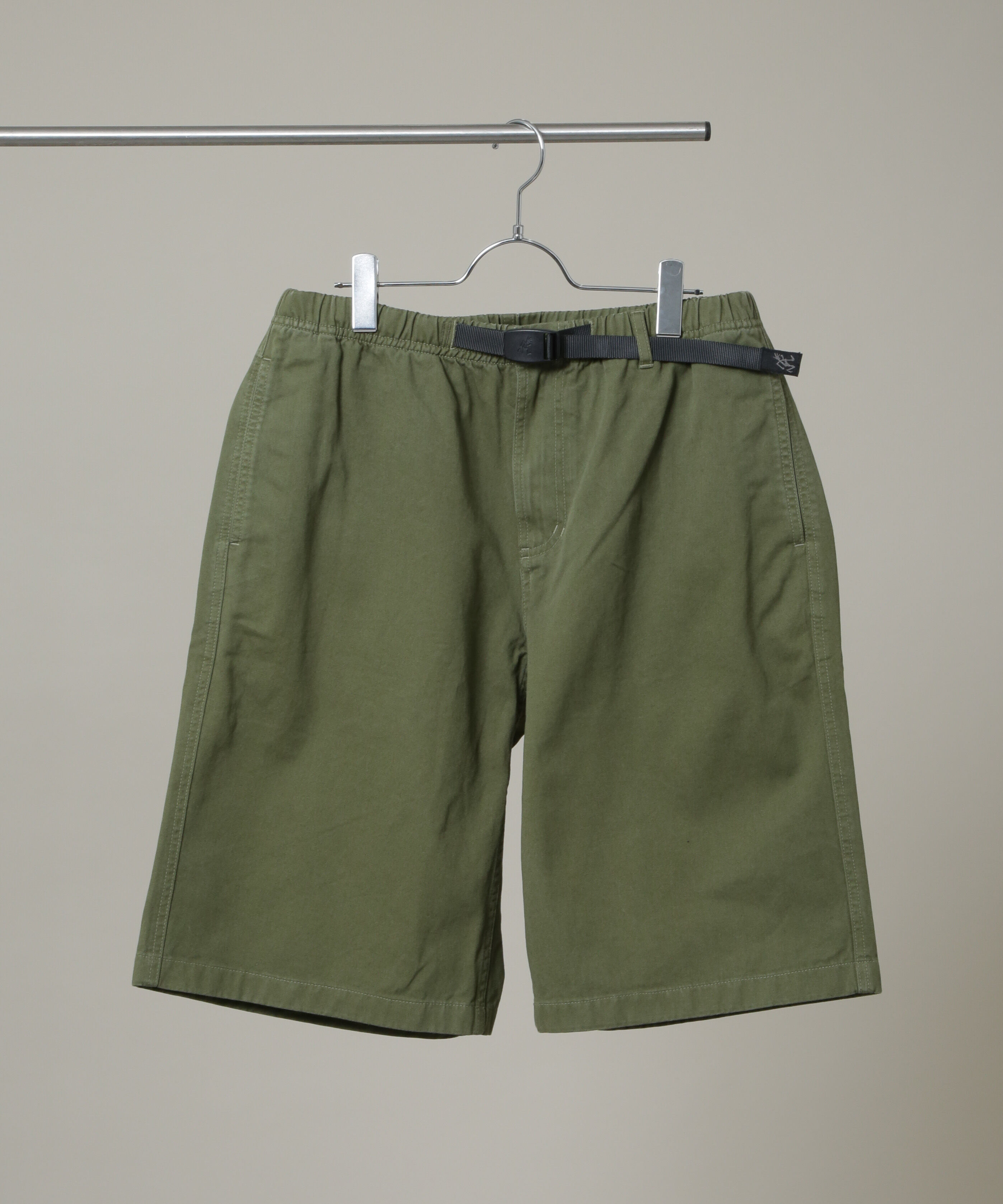 nano･universe「Gramicci/別注 Archive Big Shorts」|チノ|