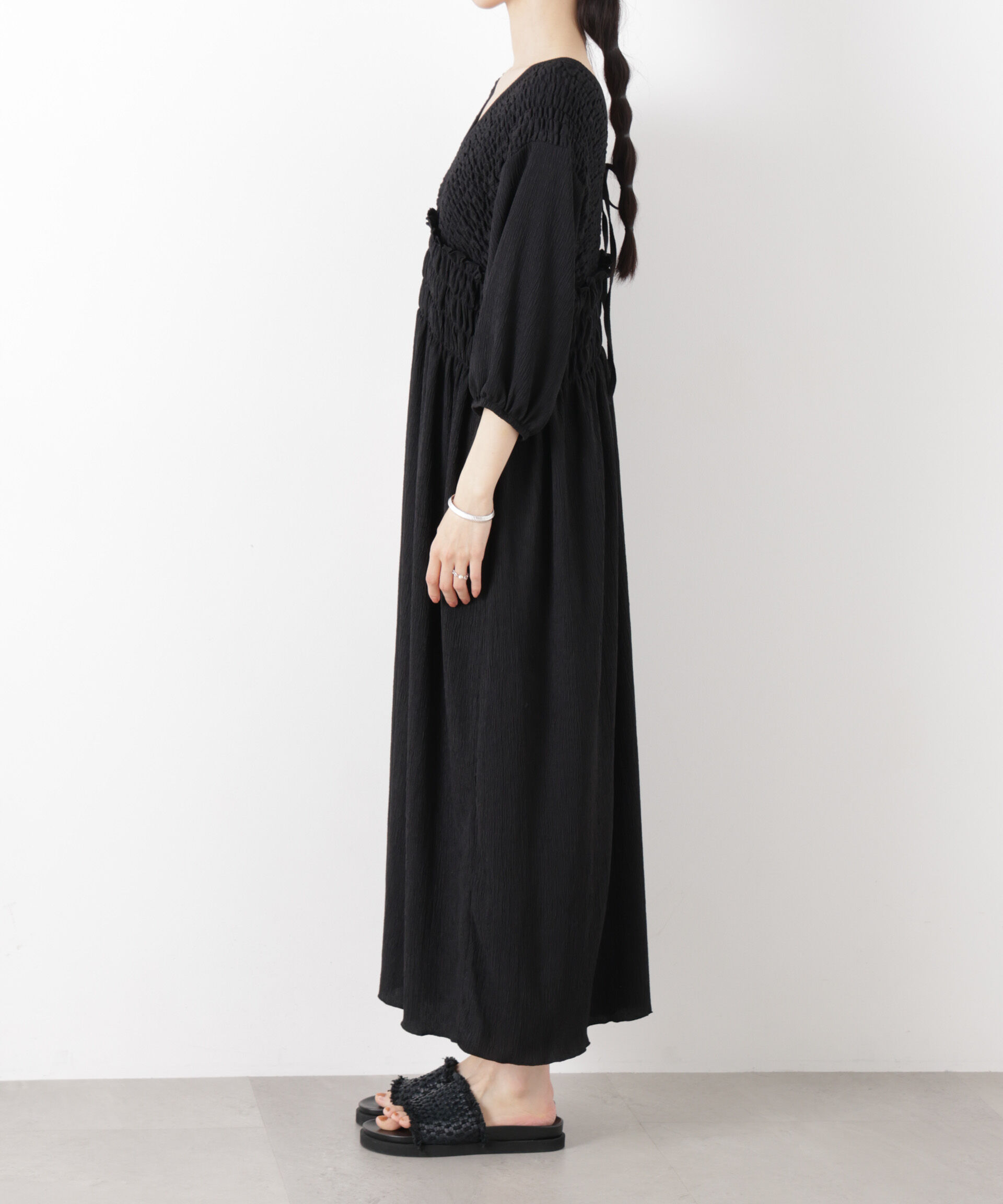 nano･universe「楊柳Vネックシャーリングワンピース」|ワンピース|