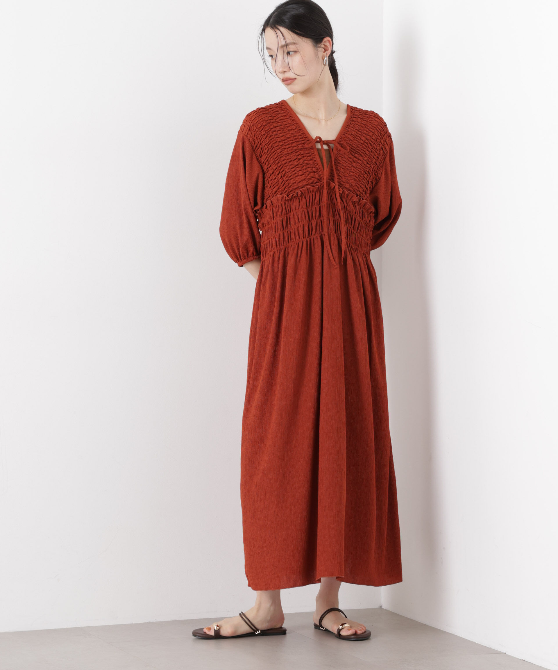 nano･universe「楊柳Vネックシャーリングワンピース」|ワンピース|