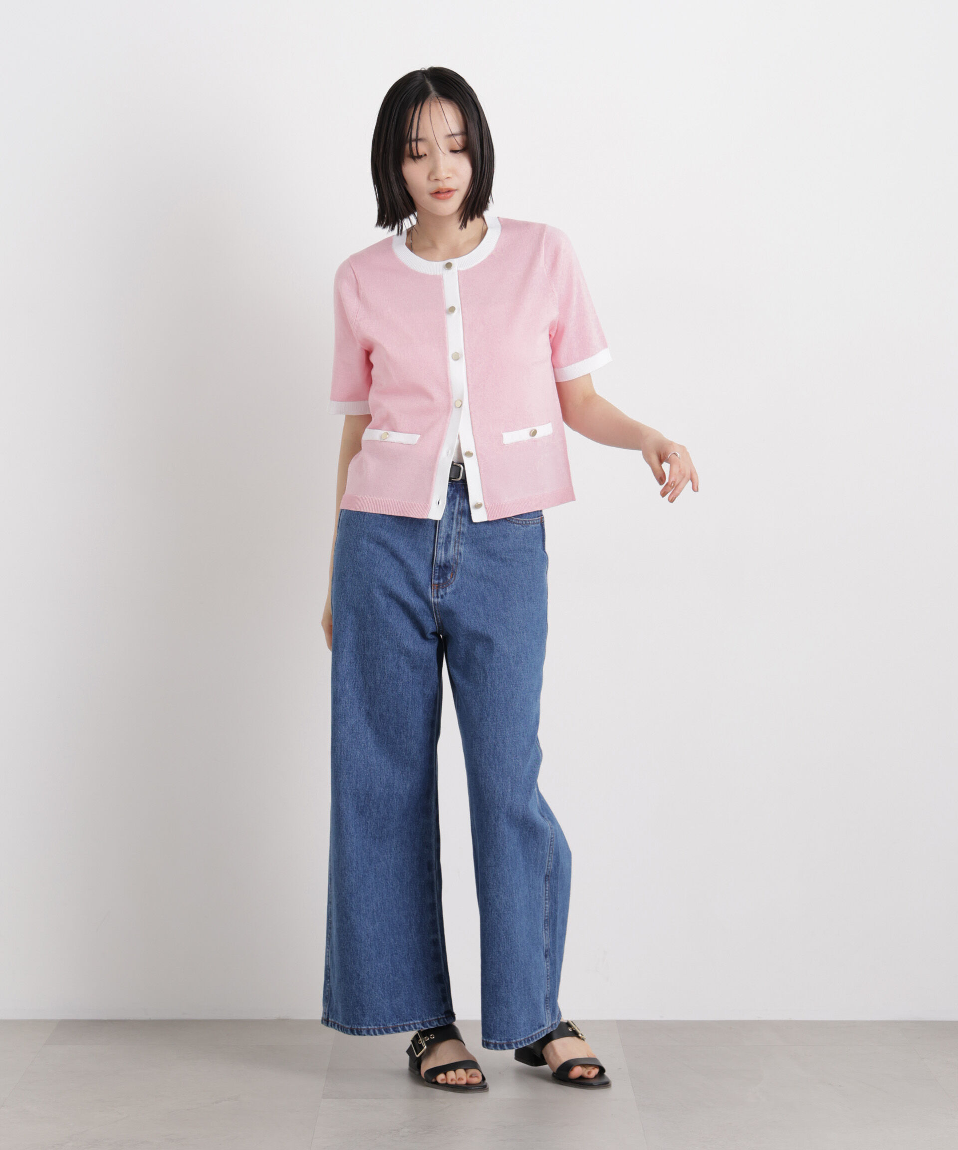 nano･universe「バイカラー金ボタンクルーネック半袖ニットカーディガン」|ニット・セーター|