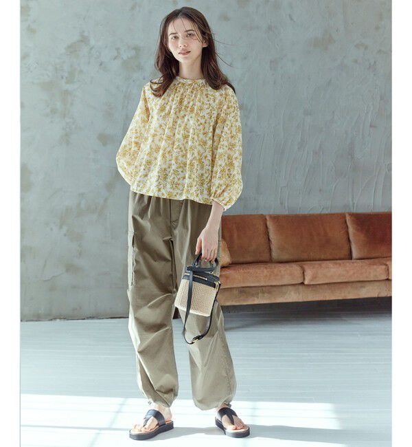 23区「【SLOW/好評につき新色追加】ミリタリーストレッチタフタ  カーゴパンツ」|カーゴ|