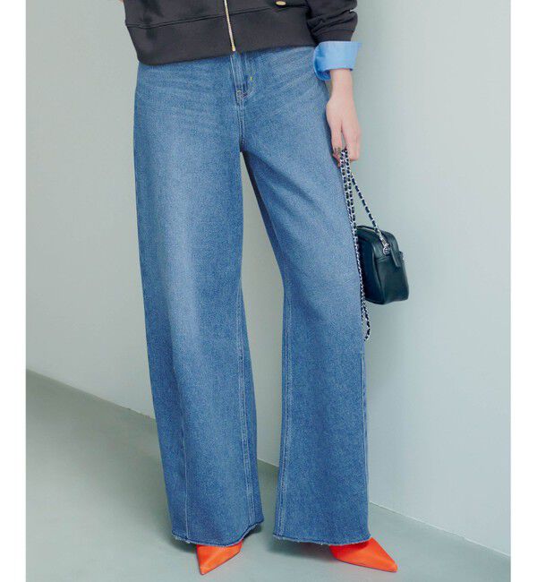 23区「【SLOW/一部店舗限定】LIGHT DENIM バレルワイド パンツ」|デニム|ダルブルー系