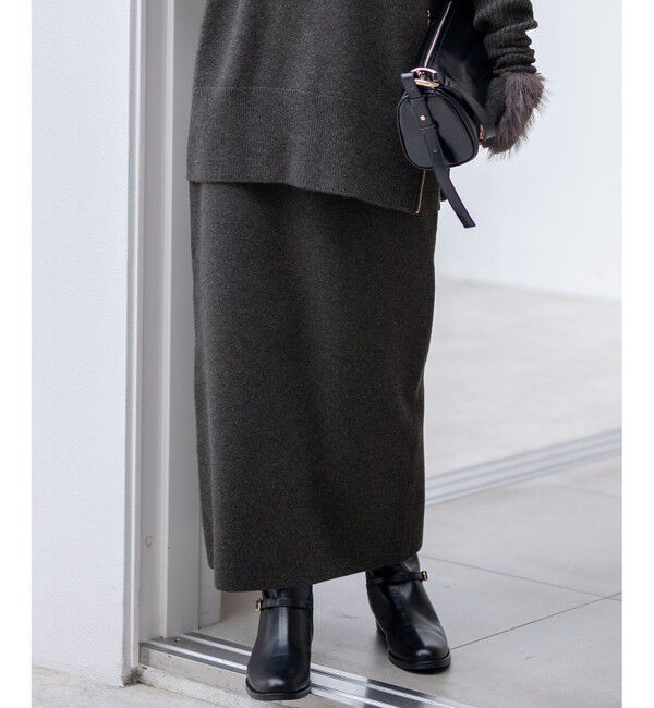 23区「【VERY掲載/洗える】カシミヤブレンド Iライン ニットスカート」|スカート|グレー系