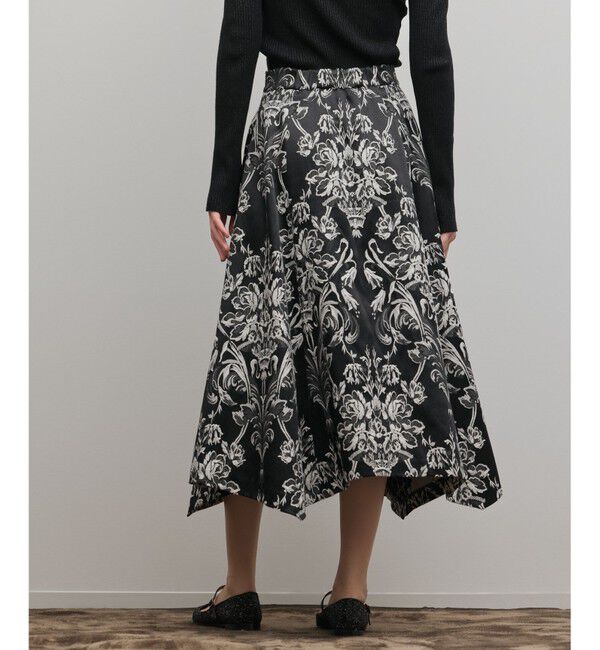 GRACE CONTINENTAL「オーナメントジャガードハンカチヘムスカート」|スカート|