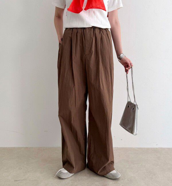 fredy emue「コットンナイロンタックギャザーパンツ」|チノ|