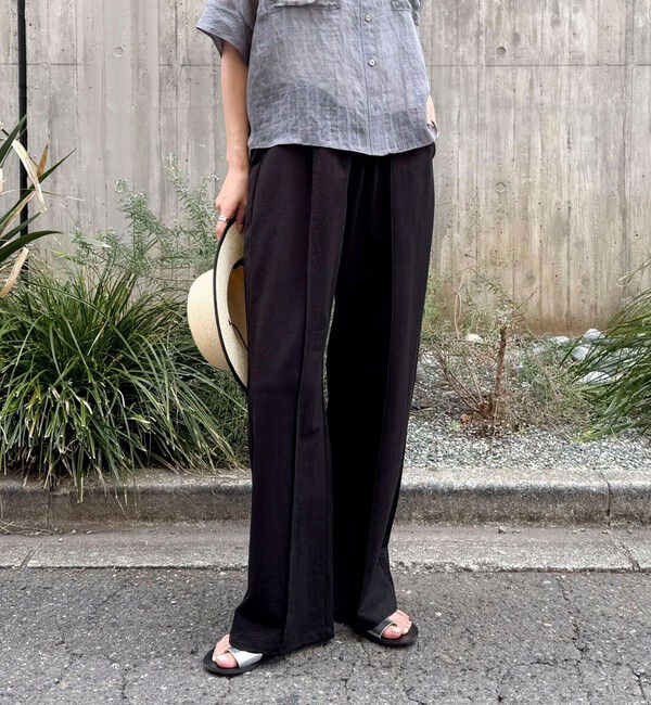 fredy emue「リネン混ハイゲージセンターシームパンツ」|チノ|ブラック