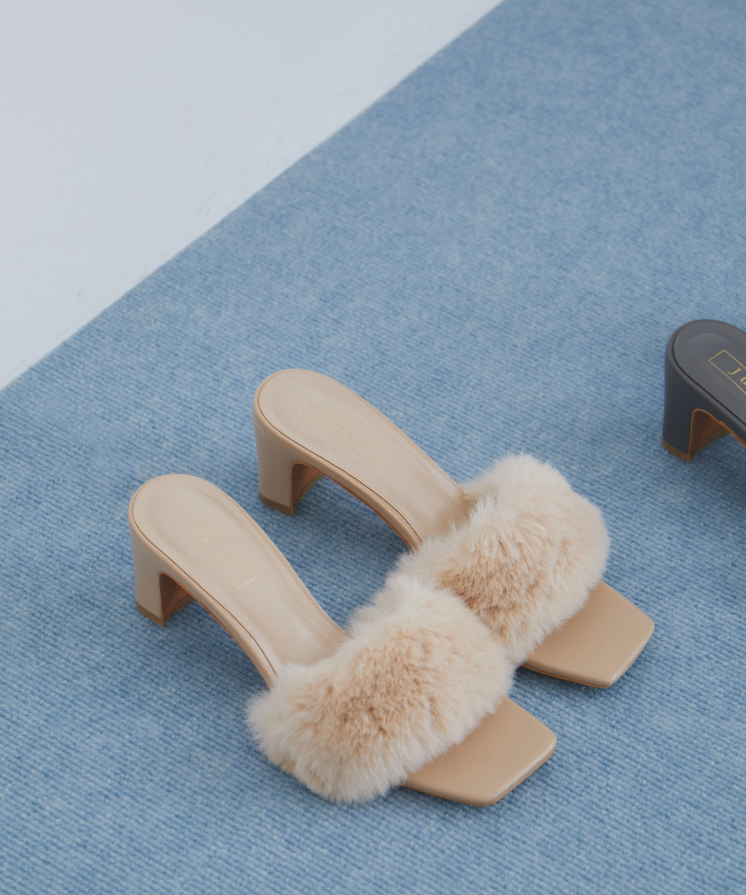 Juze「ファーサンダル」|ビジネス・ドレスシューズ|ベージュ系(29)