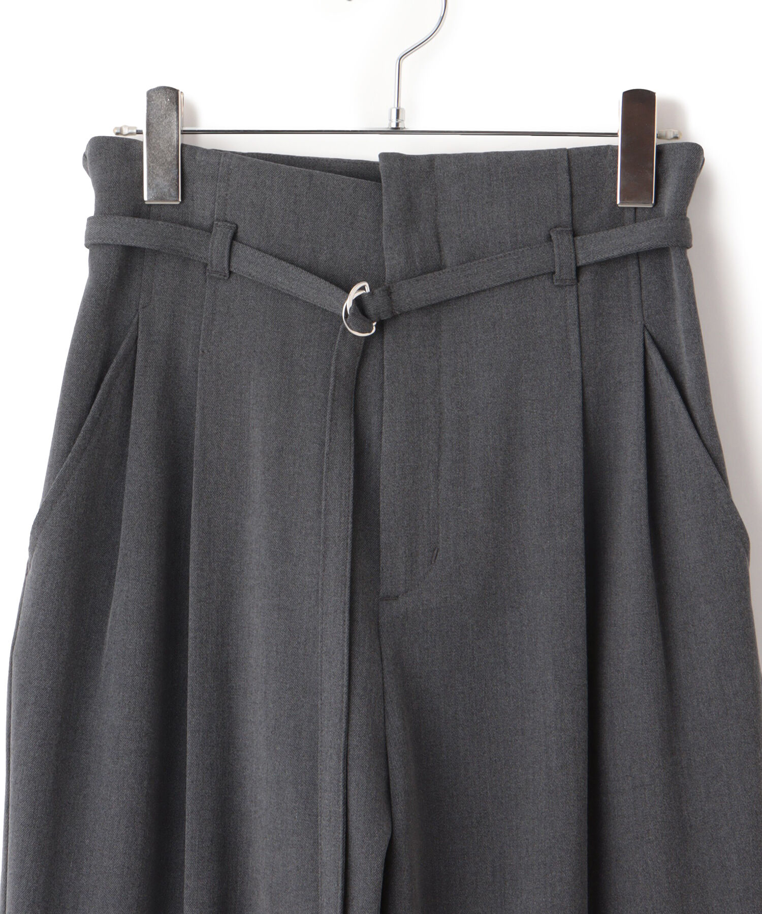 VIS「【美warm】ストレッチベルト付きハイウエストテーパードパンツ【アンチピリング/防シワ/洗える】」|チノ|