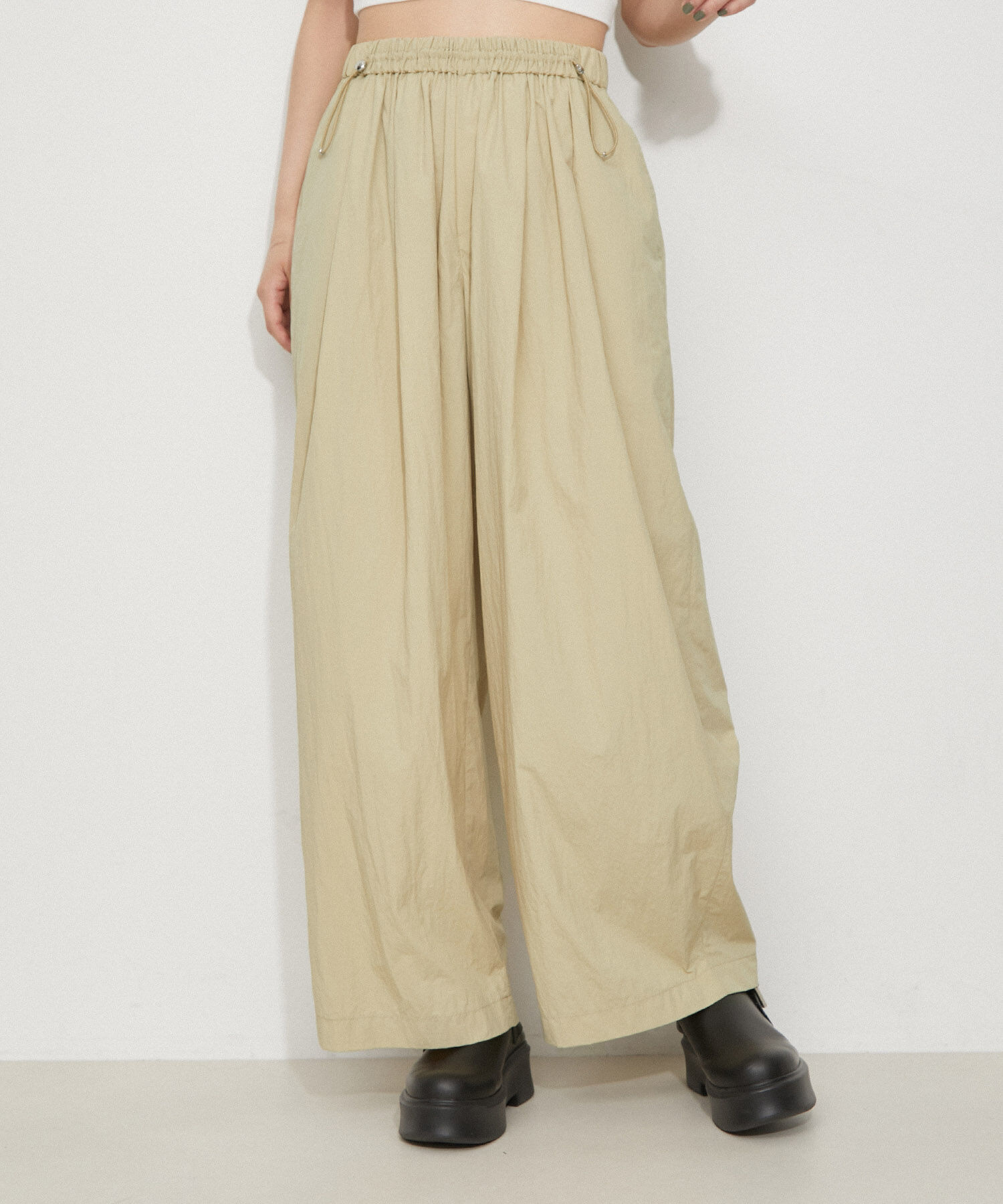 ADAM ET ROPE'「【再入荷・サステナブル・速乾・ストレッチ】撥水ナイロンイージーパンツ」|その他|ベージュ系(28)