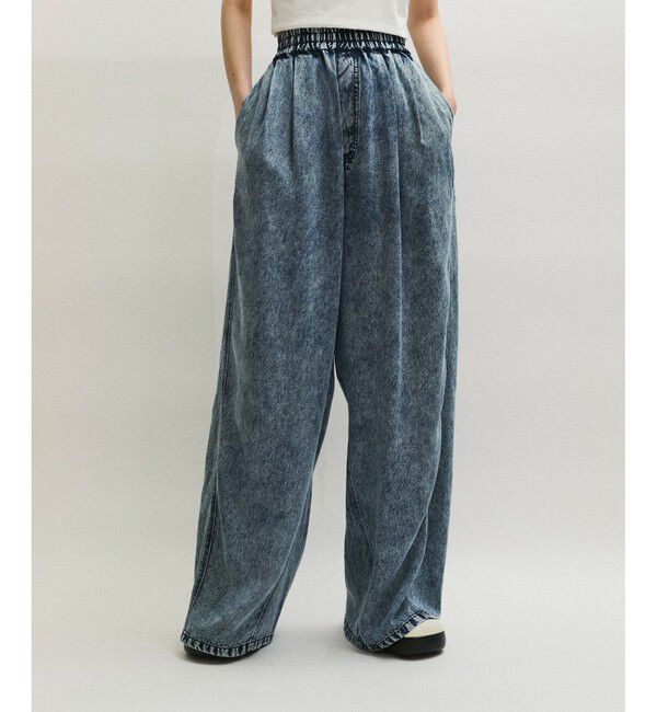 ADAM ET ROPE'「ライトデニムイージーパンツ」|デニム|