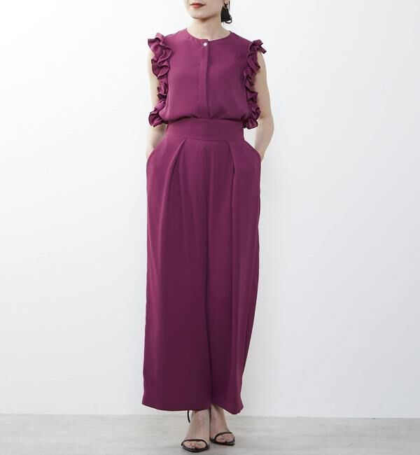 TIARA「タックフレアパンツ」|スラックス|