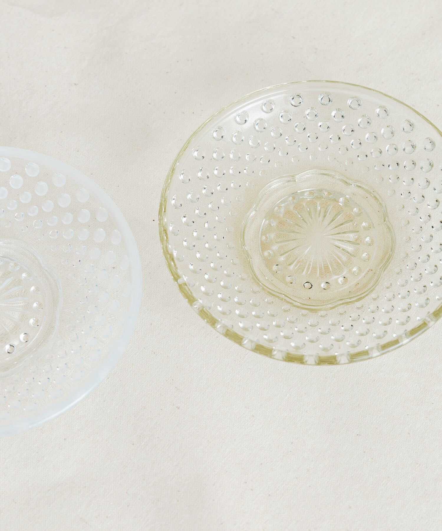 URBAN RESEARCH「『WEB限定』廣田硝子　あられ豆皿　アンバー」|食器・キッチングッズ|