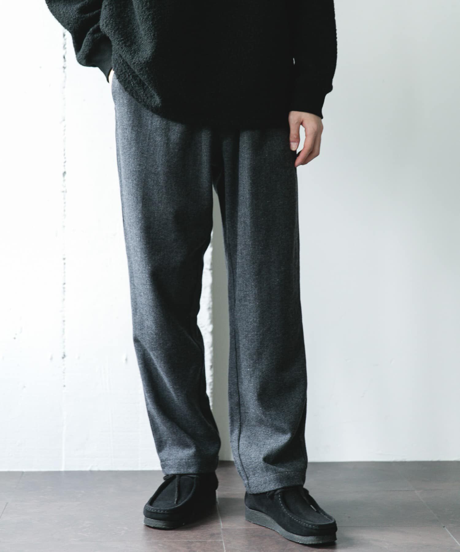 URBAN RESEARCH DOORS「ウール混ヘリンボーンイージートラウザー」|その他|ブラック