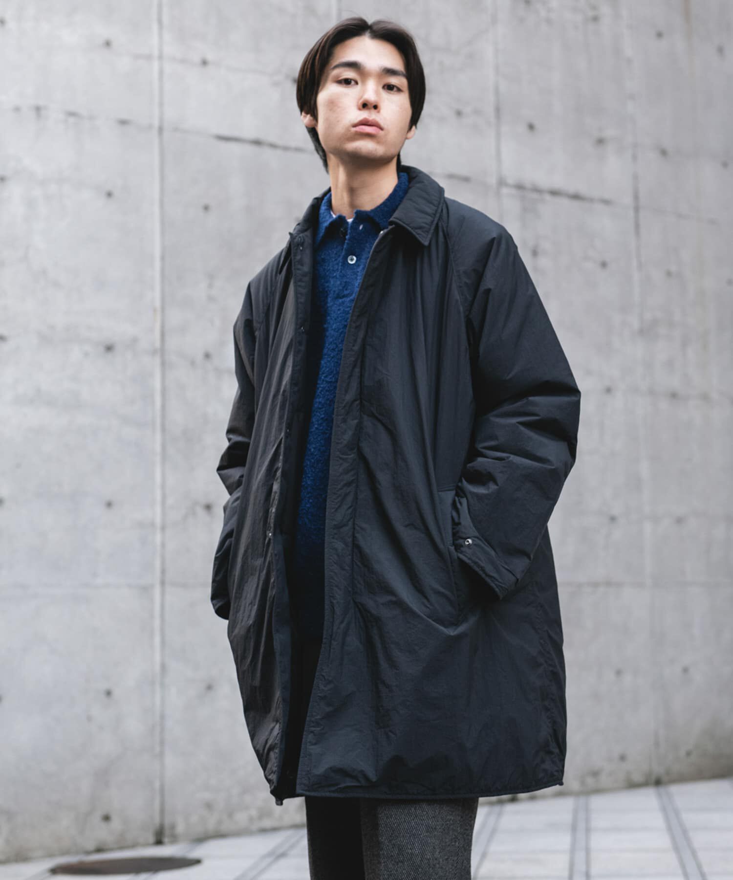 URBAN RESEARCH DOORS「ライトナイロン パデット バルマカンコート」|ノーカラーコート|ブラック