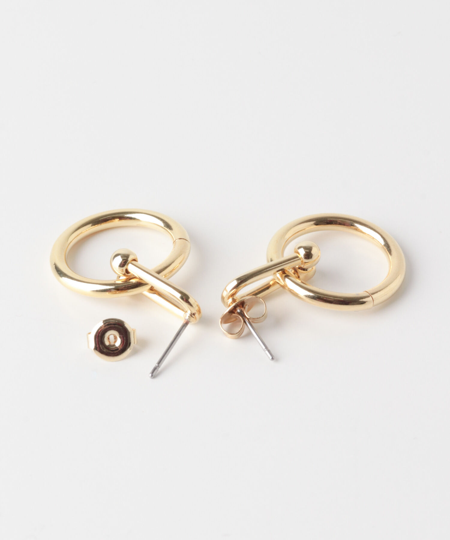 SMELLY「Uチェーンラウンドピアス」|ピアス|