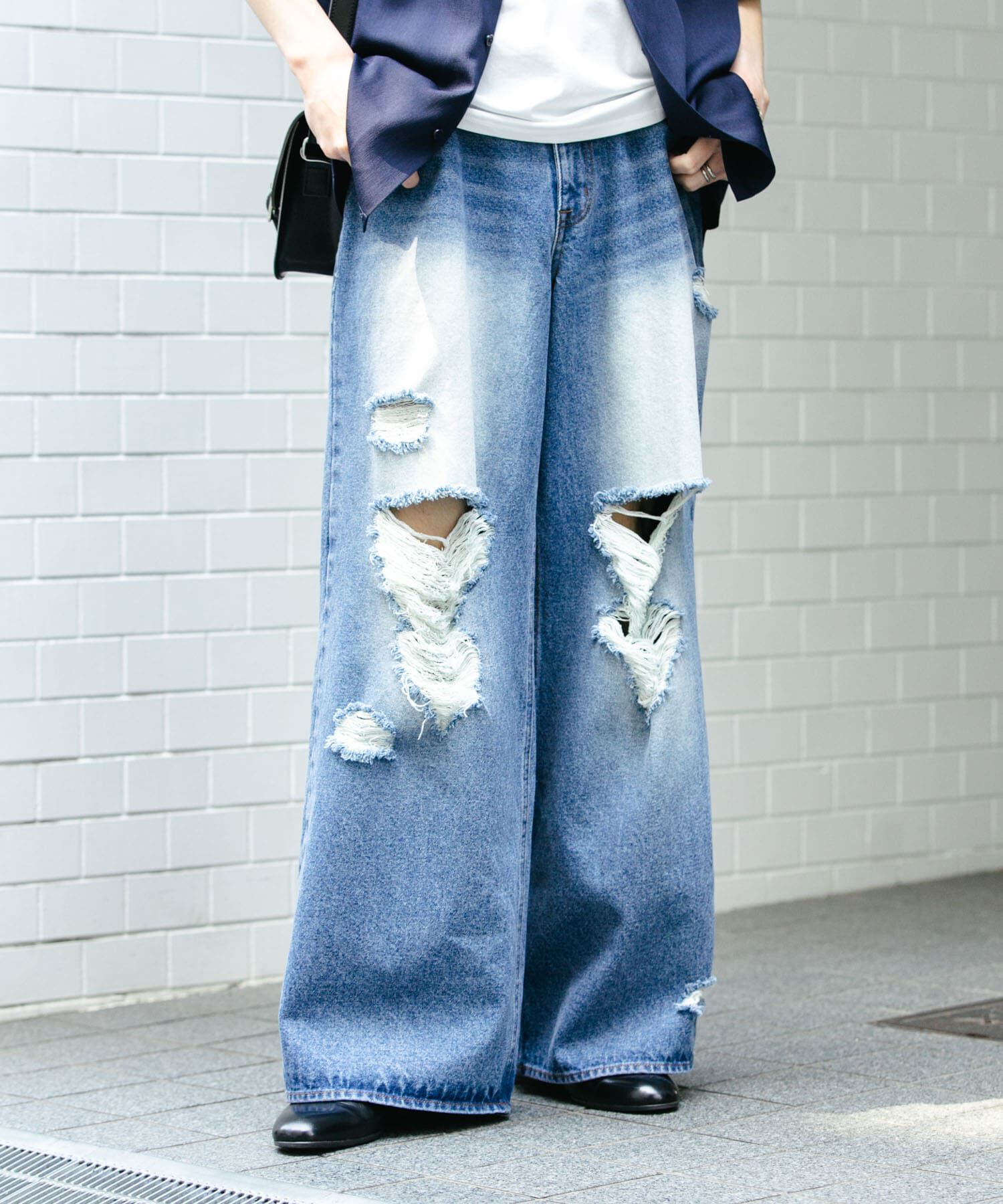 SENSE OF PLACE by URBAN RESEARCH「『ユニセックス』ダメージデニムワイドパンツ」|デニム|