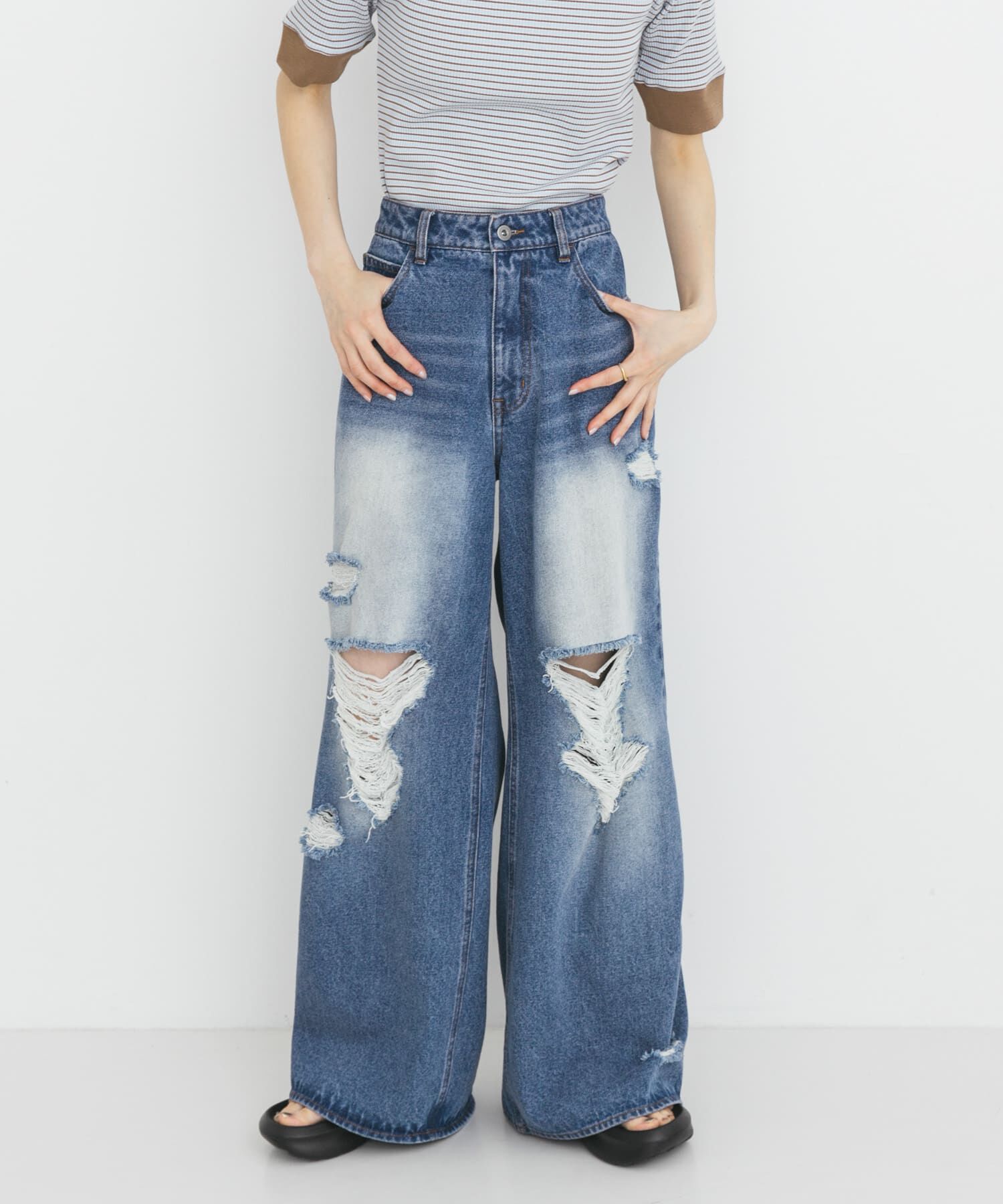 SENSE OF PLACE by URBAN RESEARCH「『ユニセックス』ダメージデニムワイドパンツ」|デニム|