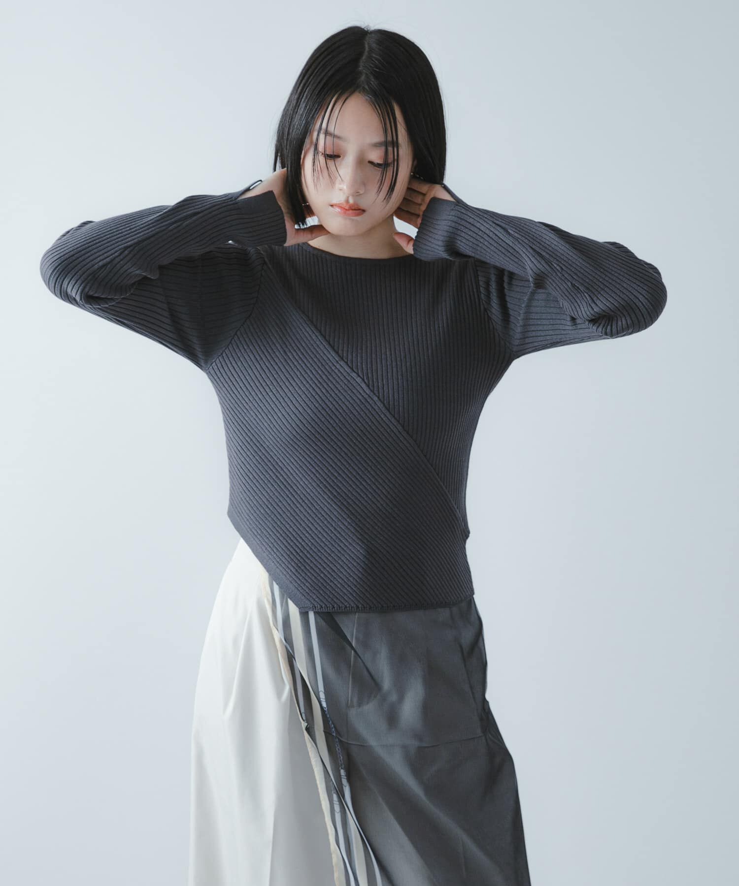 SENSE OF PLACE by URBAN RESEARCH「『洗濯可/防花粉』SKINProofアシメヘムボートネックセーター」|ニット・セーター|