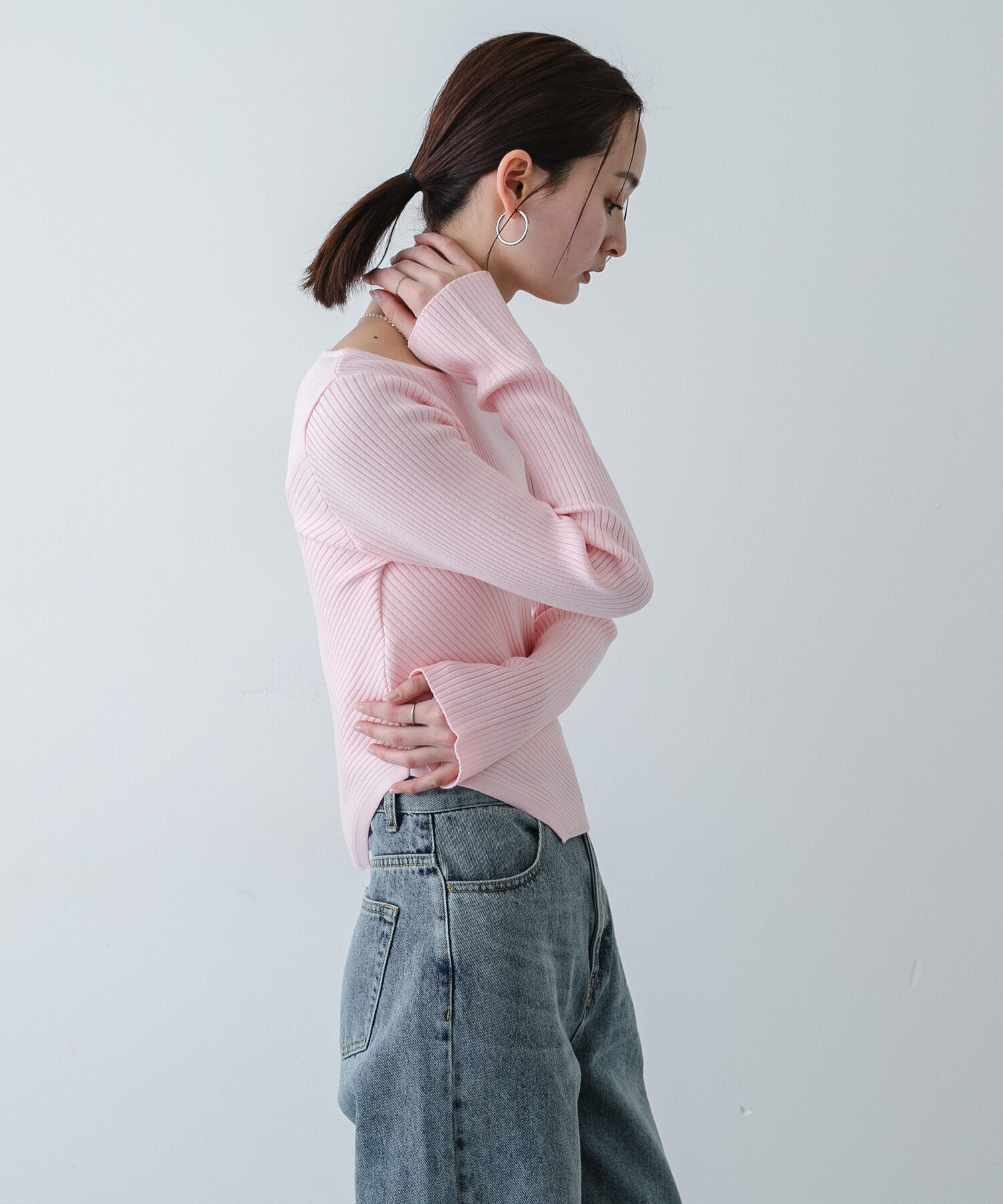 SENSE OF PLACE by URBAN RESEARCH「『洗濯可/防花粉』SKINProofアシメヘムボートネックセーター」|ニット・セーター|