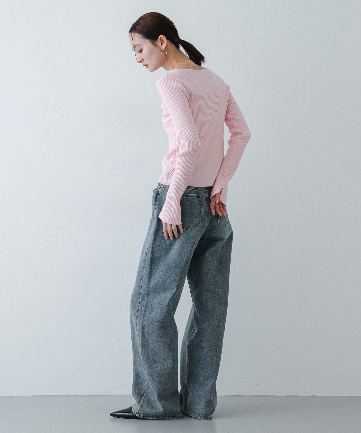 SENSE OF PLACE by URBAN RESEARCH「『洗濯可/防花粉』SKINProofアシメヘムボートネックセーター」|ニット・セーター|