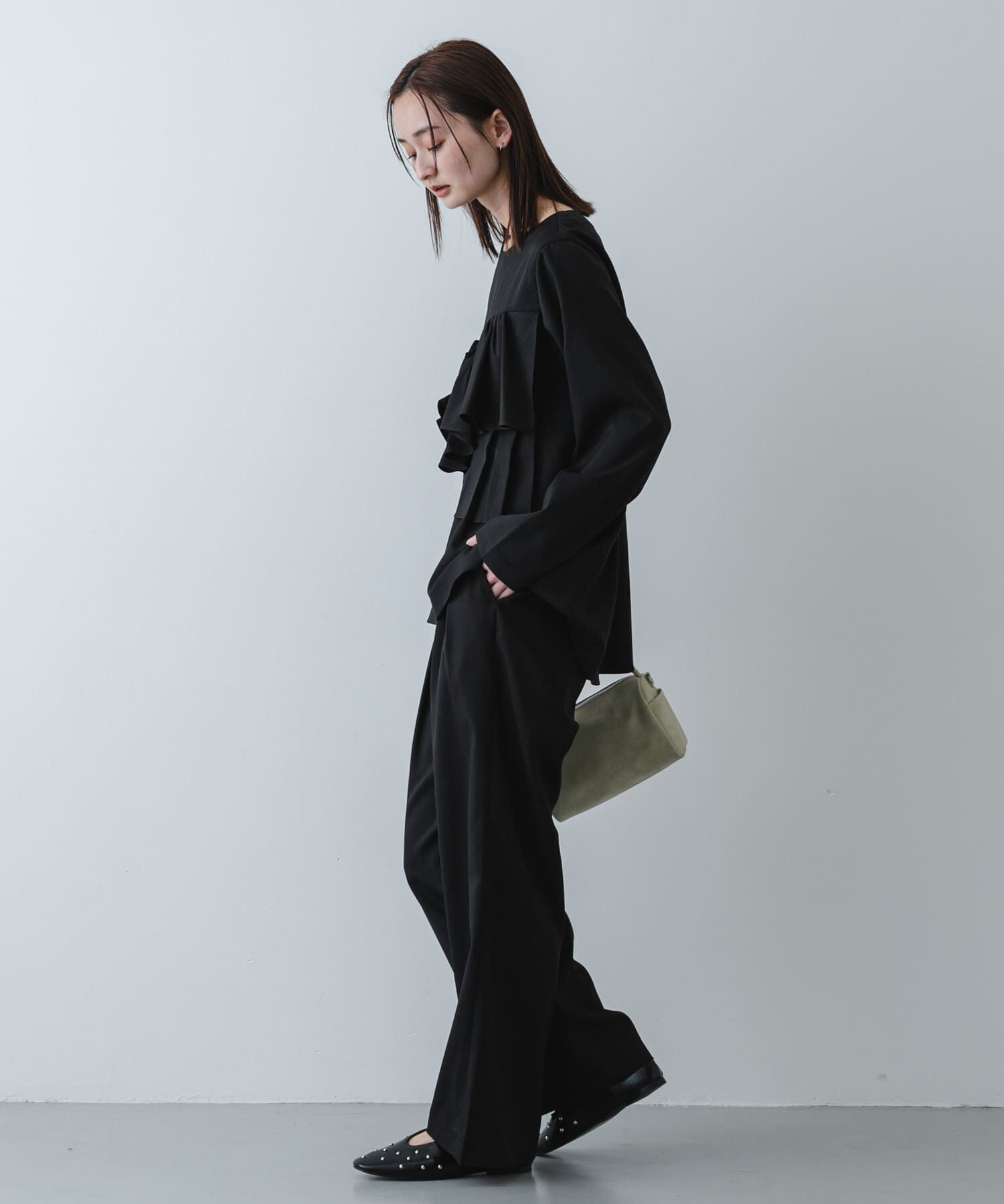 SENSE OF PLACE by URBAN RESEARCH「フリルトップパンツセットアップ」|ワンピース|