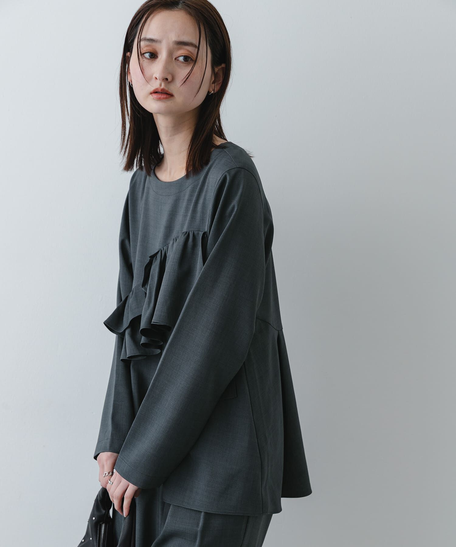 SENSE OF PLACE by URBAN RESEARCH「フリルトップパンツセットアップ」|ワンピース|