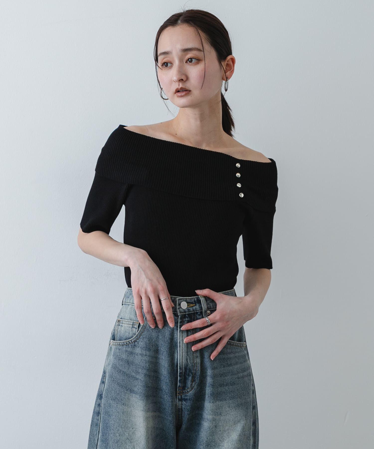 SENSE OF PLACE by URBAN RESEARCH「『洗濯可』メタルボタンオフショルリブセーター」|ニット・セーター|