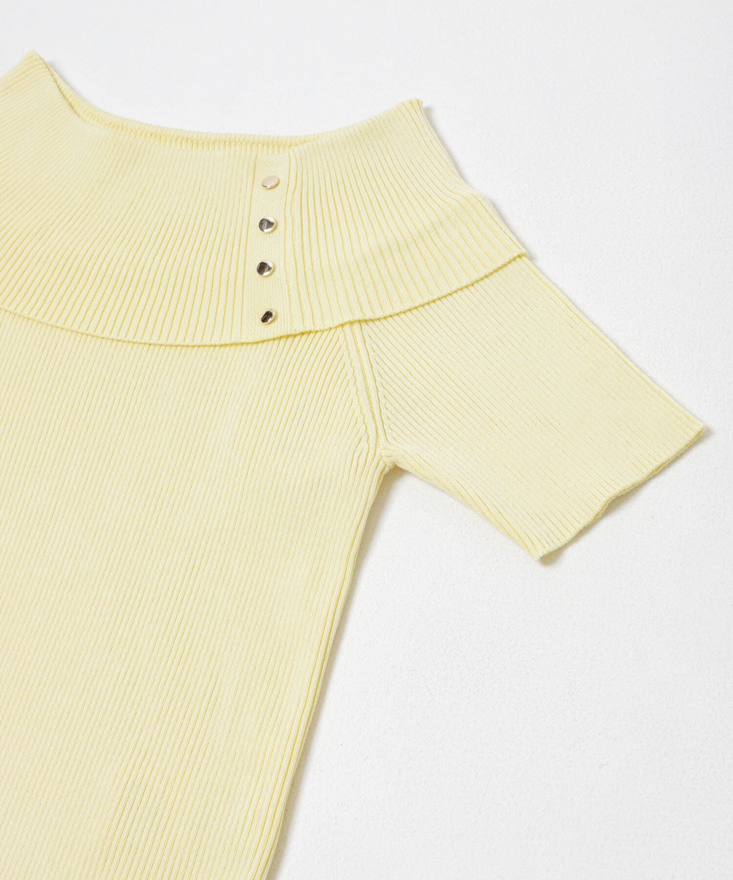 SENSE OF PLACE by URBAN RESEARCH「『洗濯可』メタルボタンオフショルリブセーター」|ニット・セーター|