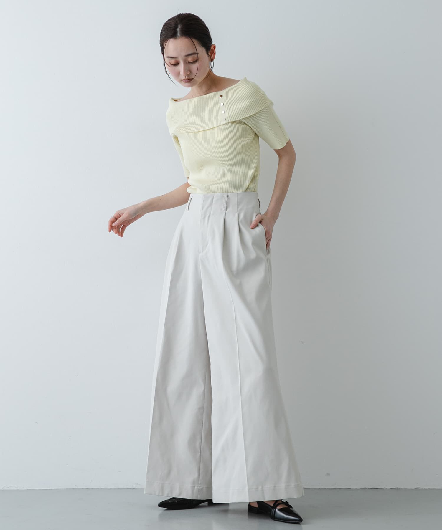 SENSE OF PLACE by URBAN RESEARCH「『洗濯可』メタルボタンオフショルリブセーター」|ニット・セーター|