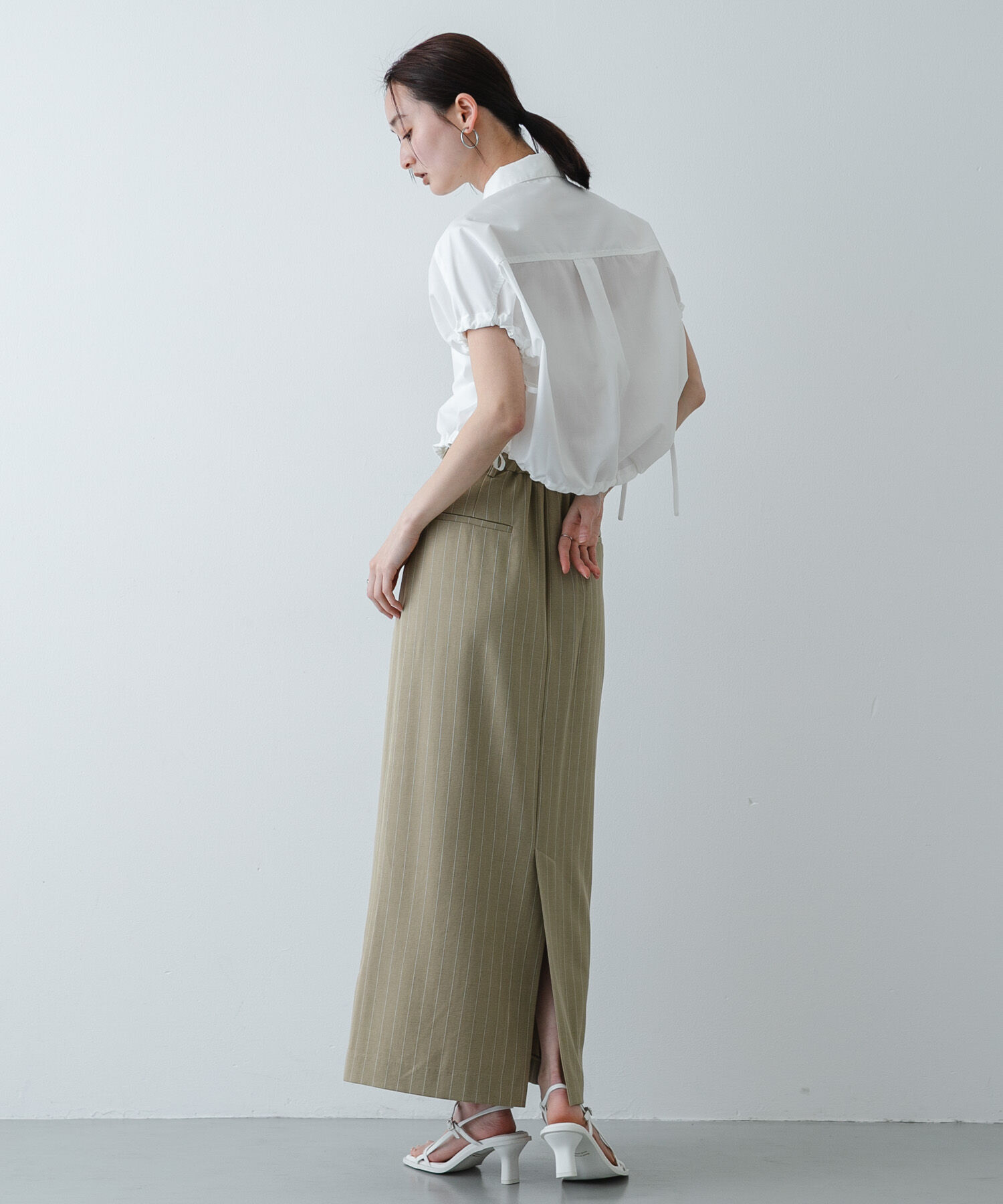 SENSE OF PLACE by URBAN RESEARCH「『イージーケア』クロップドギャザーシャツ」|シャツ・ブラウス|