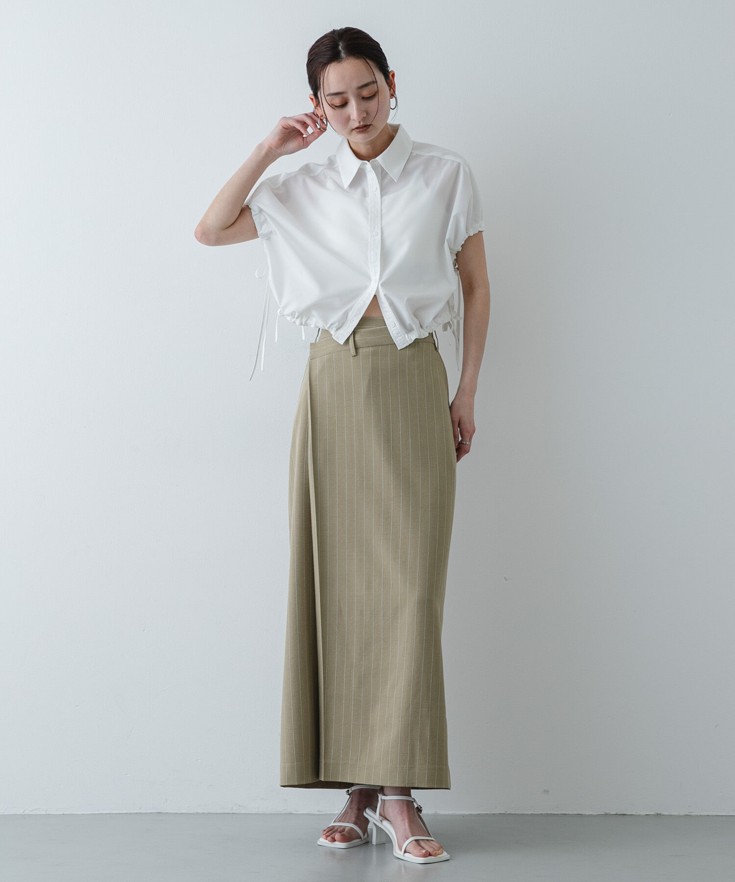 SENSE OF PLACE by URBAN RESEARCH「『イージーケア』クロップドギャザーシャツ」|シャツ・ブラウス|