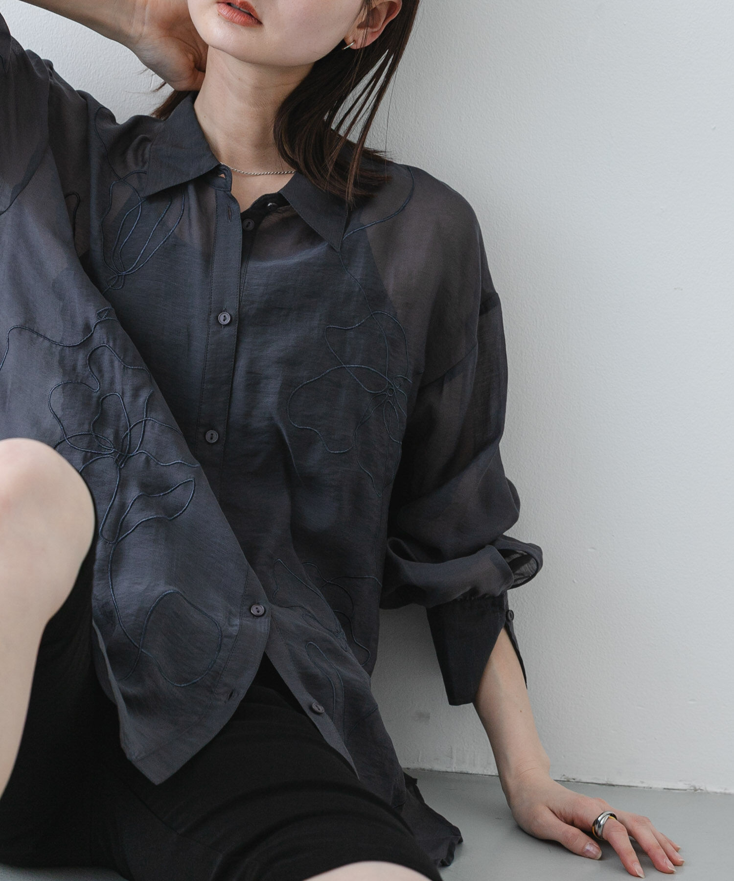 SENSE OF PLACE by URBAN RESEARCH「シシュウシアーシャツ」|シャツ・ブラウス|チャコールグレー