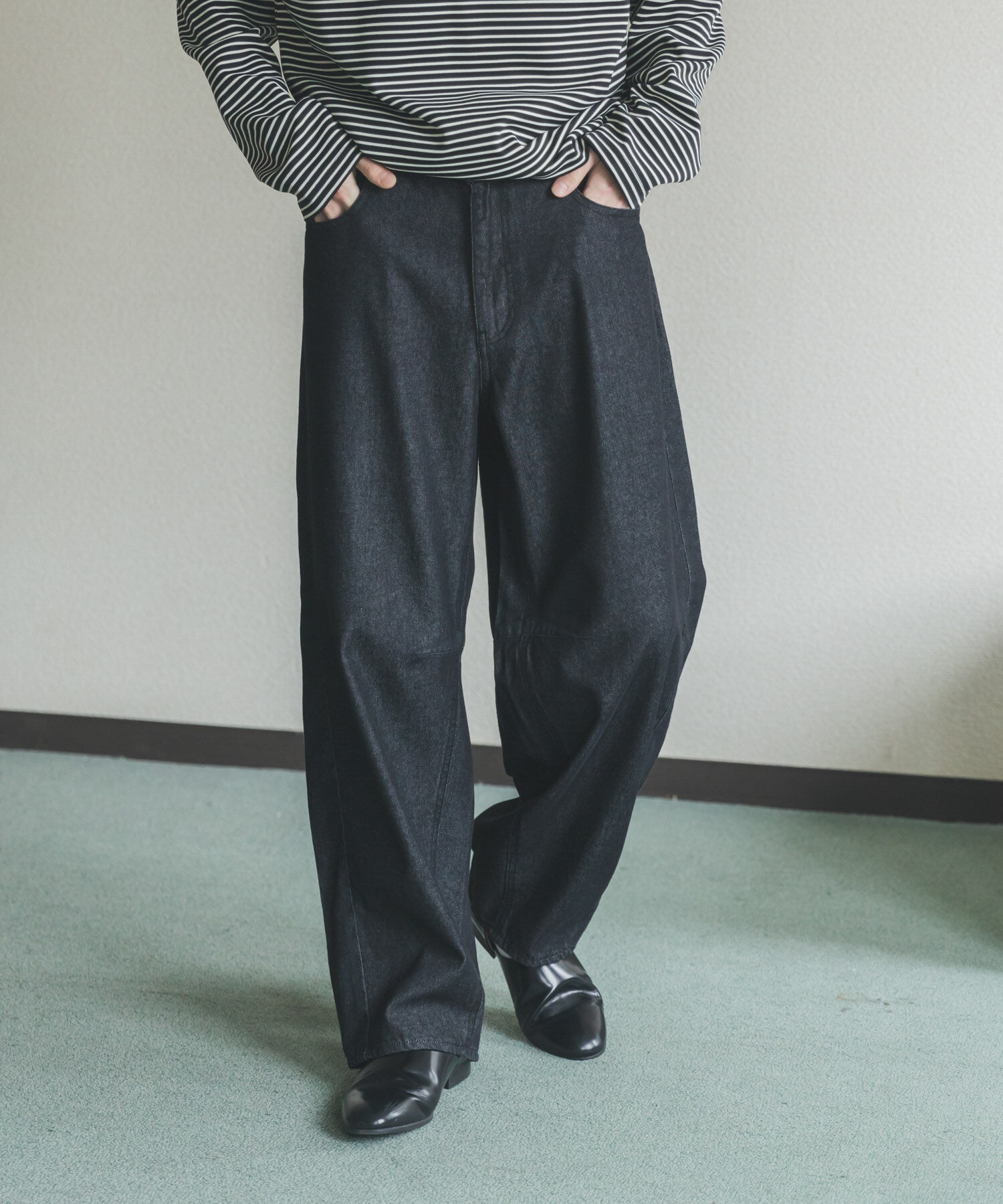 SENSE OF PLACE by URBAN RESEARCH「アソートバレルレッグデニムパンツ」|デニム|