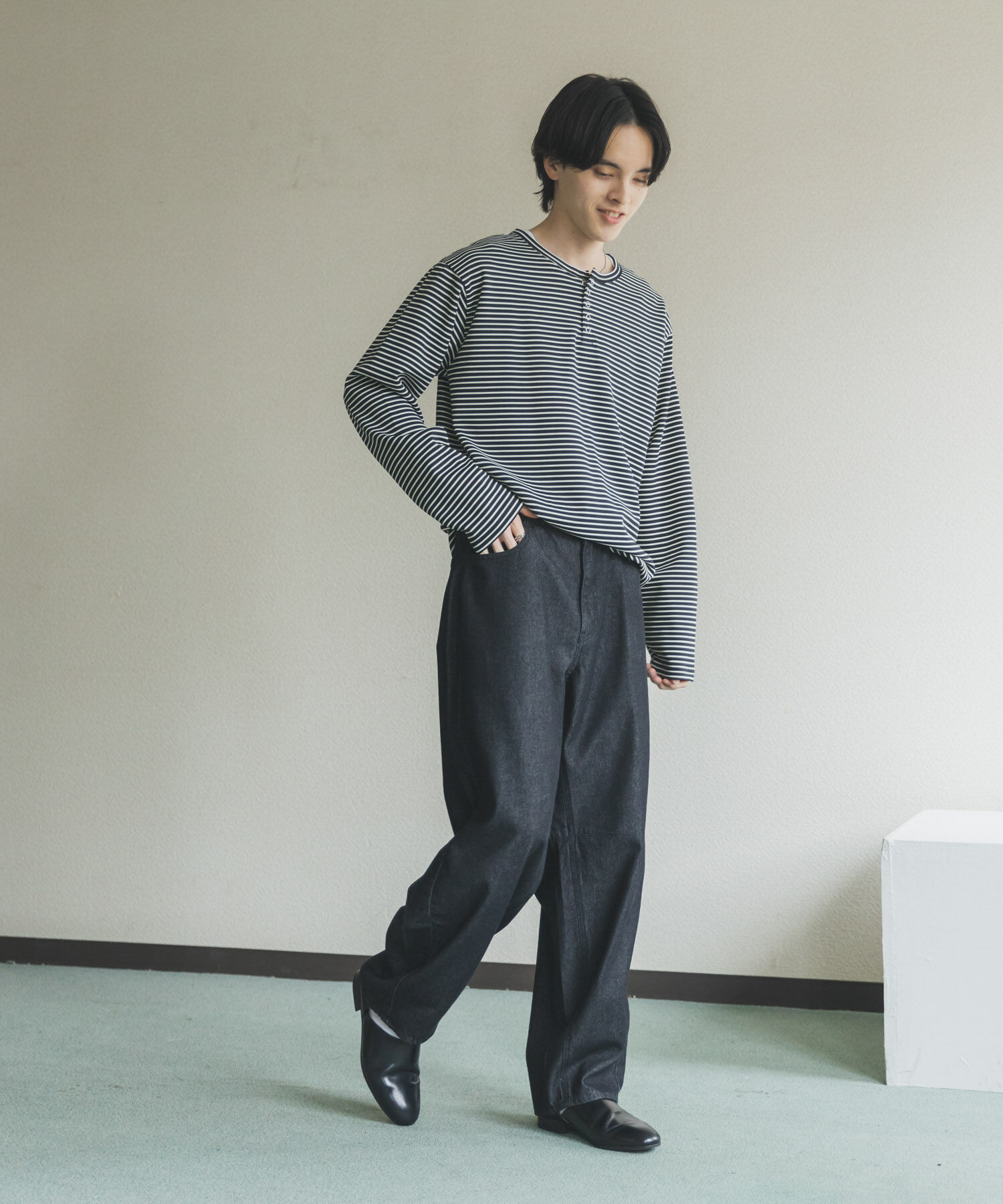 SENSE OF PLACE by URBAN RESEARCH「アソートバレルレッグデニムパンツ」|デニム|