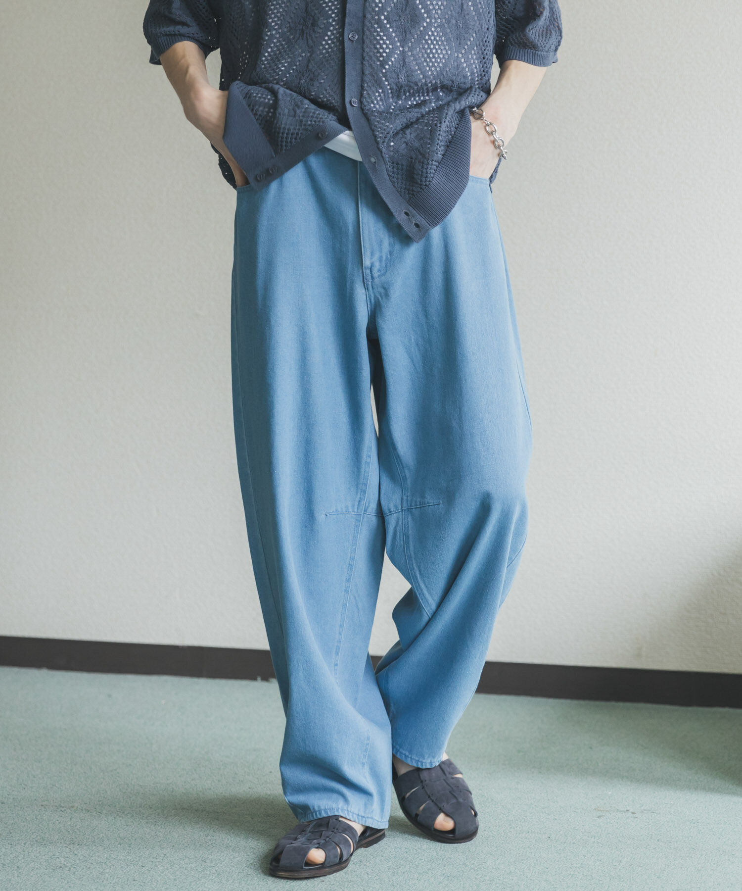 SENSE OF PLACE by URBAN RESEARCH「アソートバレルレッグデニムパンツ」|デニム|ライトインディゴブル