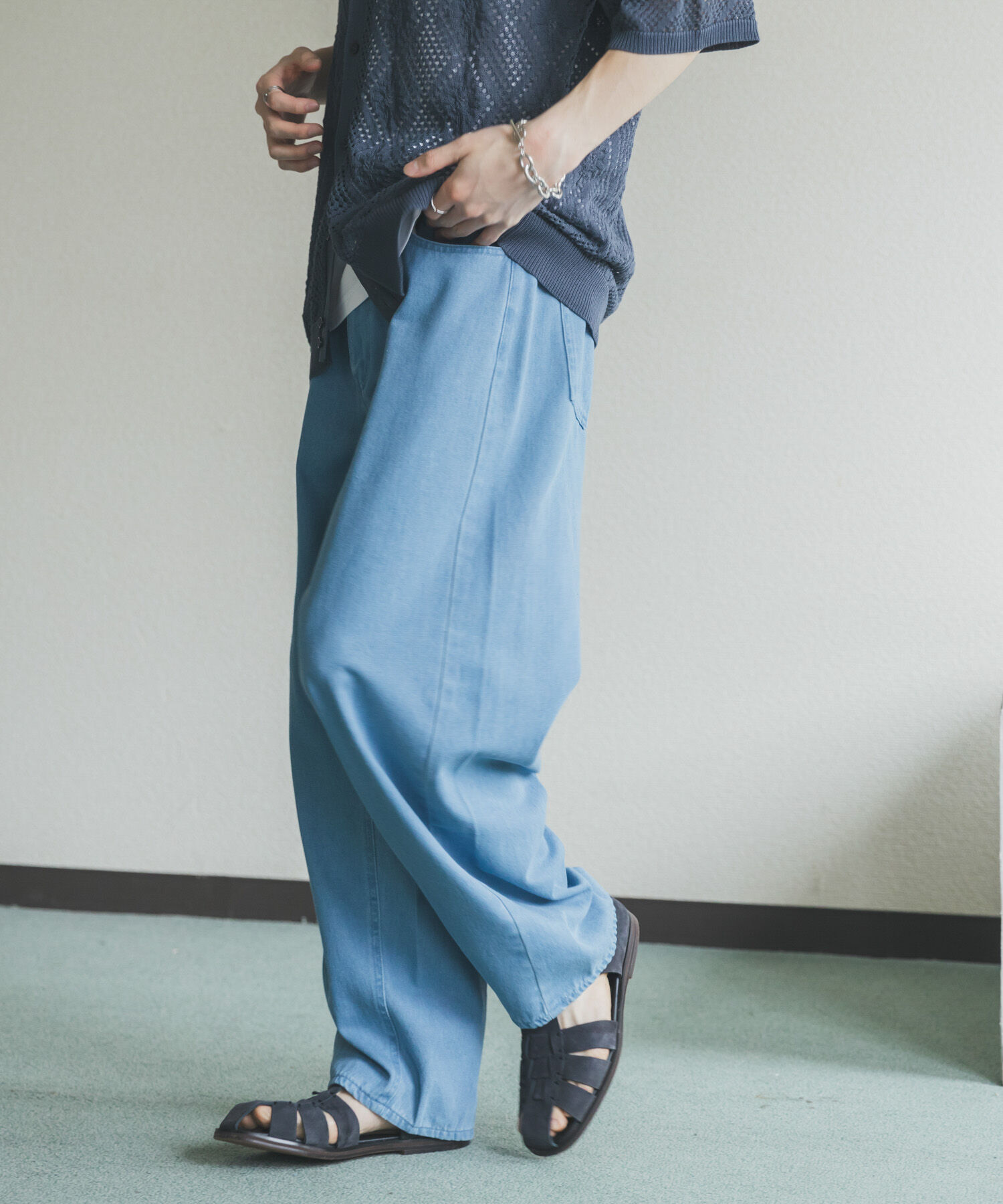 SENSE OF PLACE by URBAN RESEARCH「アソートバレルレッグデニムパンツ」|デニム|