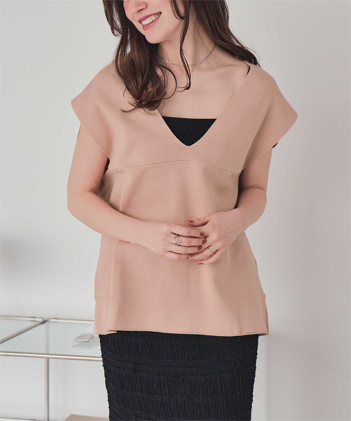 titivate「深Vネックニットベスト」|ニット・セーター|