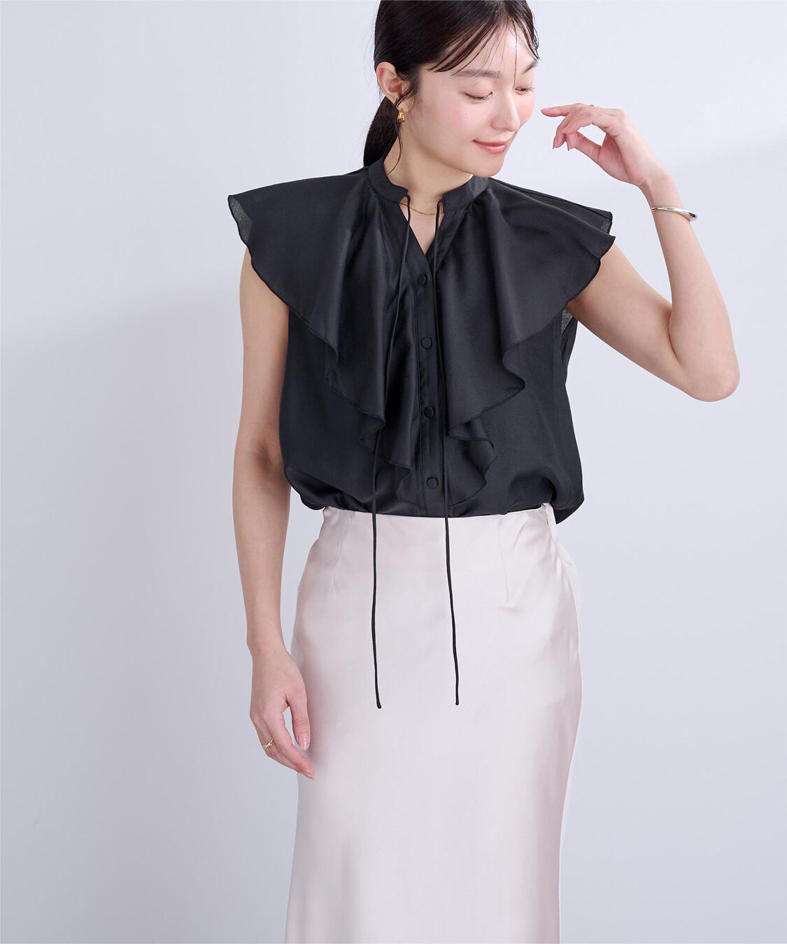 ur's「ラッフルデザインフレンチスリーブブラウス」|シャツ・ブラウス|